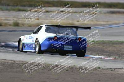 media/Oct-26-2025-CalClub SCCA (Sun) [[8ce1e69566]]/Group 2/Grapevine/